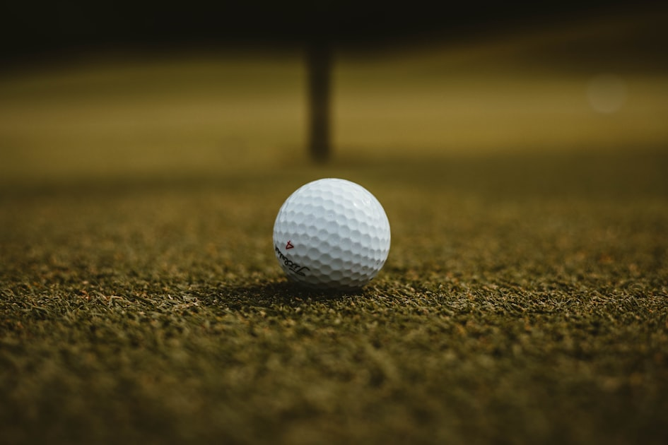Outdoor Activities: Golf Simulators for Events